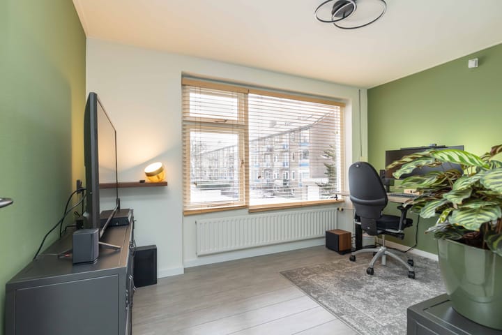 Photo 27 of Begoniastraat 61