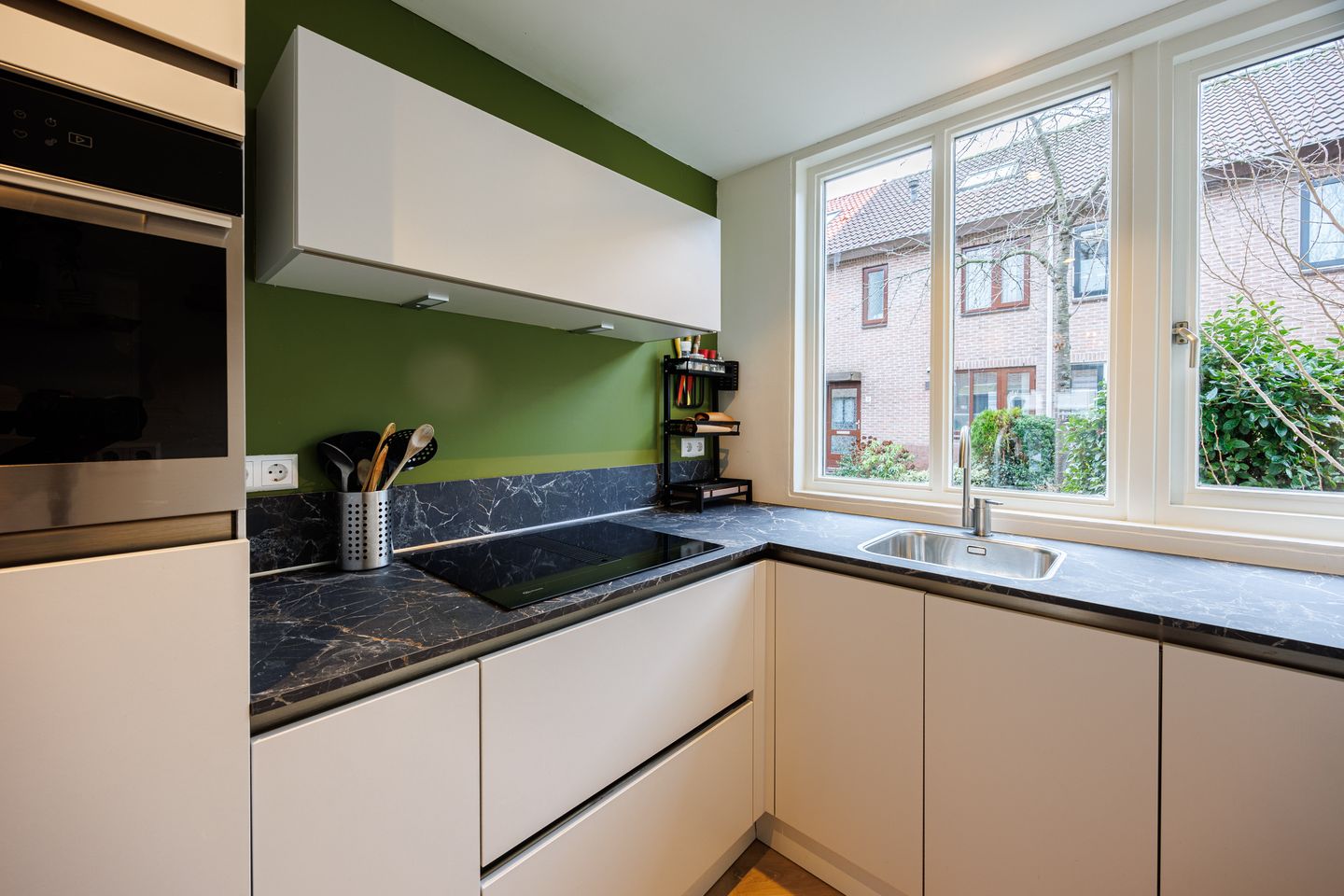 Foto 10 van Leeuweriklaan 14