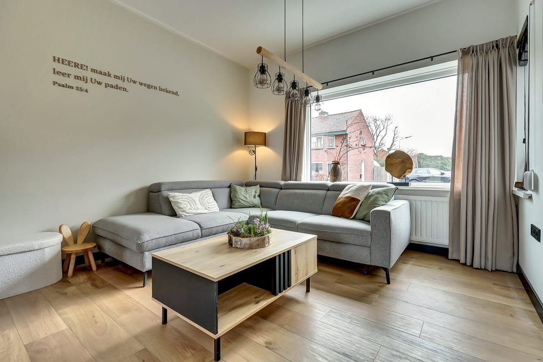 Foto 7 van Burg Elenbaasstraat 12