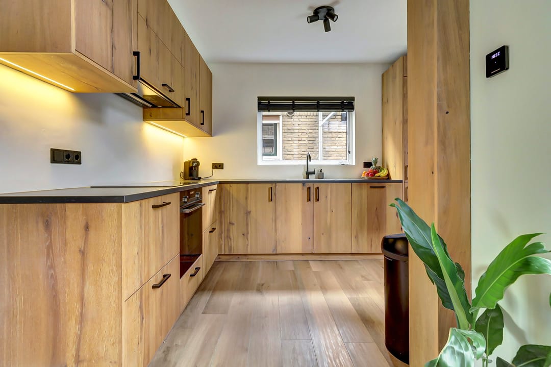 Foto 13 van Burg Elenbaasstraat 12