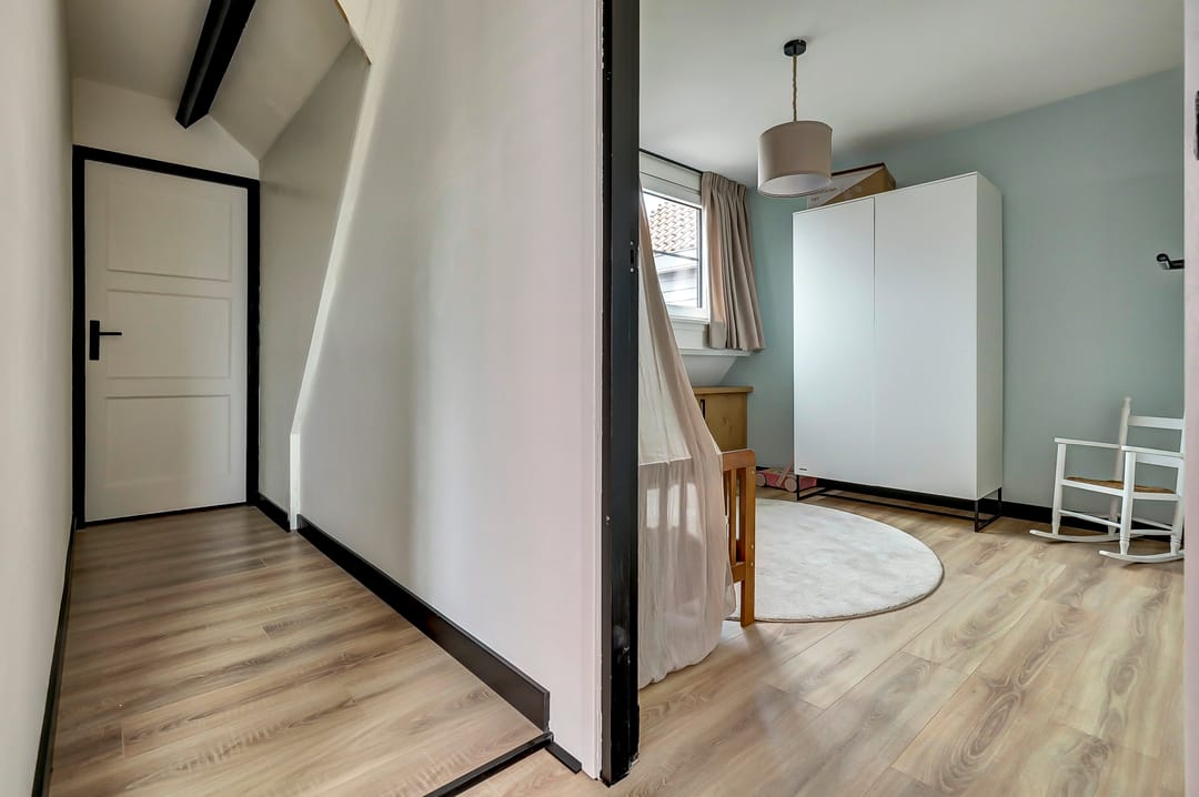 Foto 23 van Burg Elenbaasstraat 12