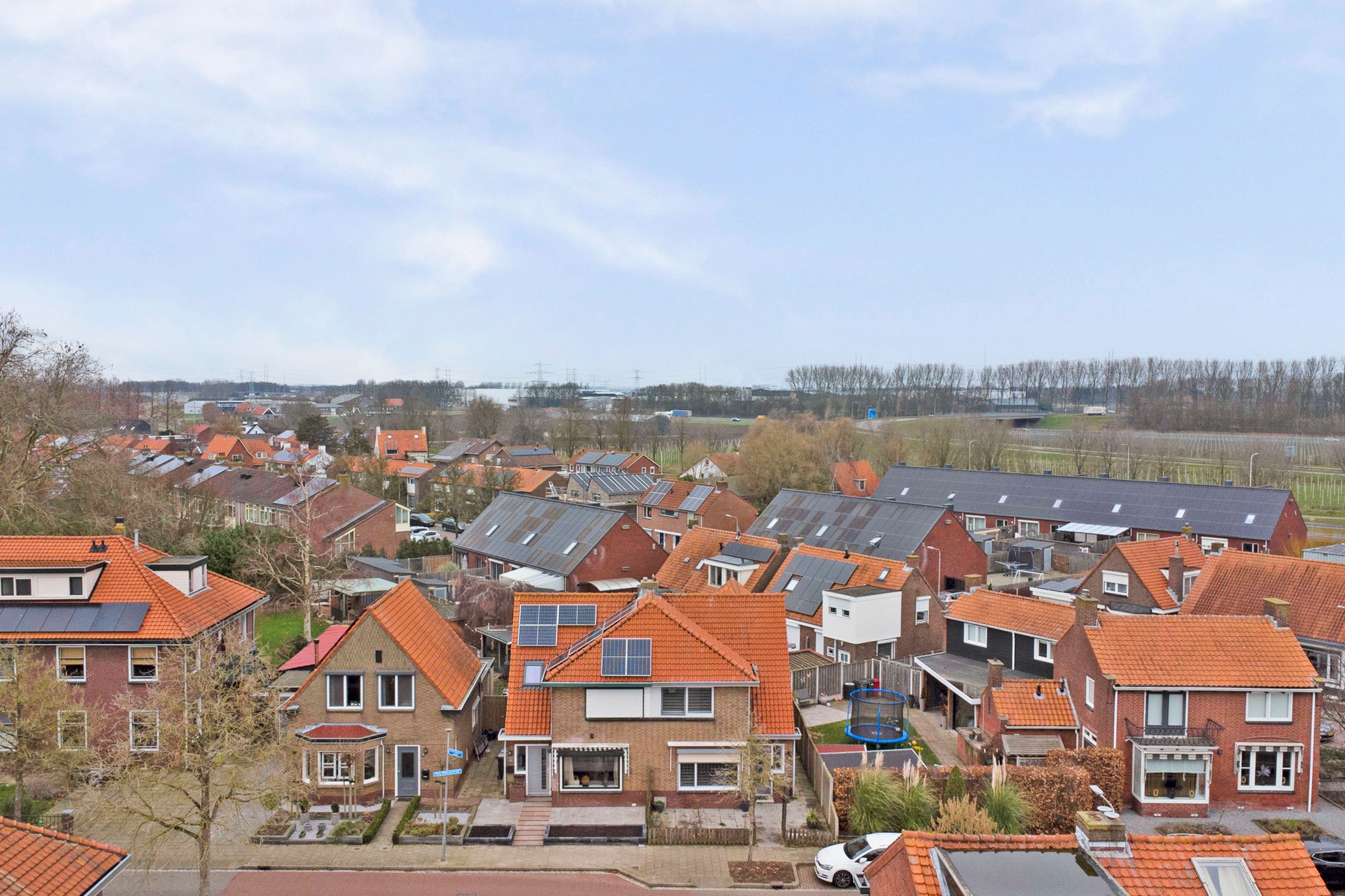 Foto 36 van Burg Elenbaasstraat 12