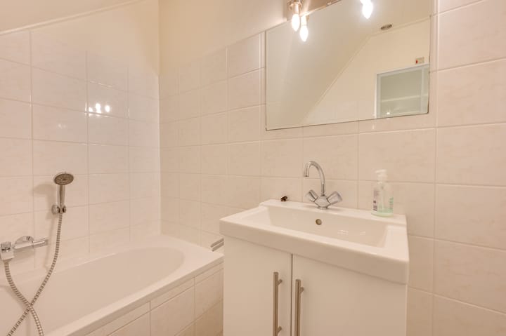 Photo 25 of Esdoornstraat 4