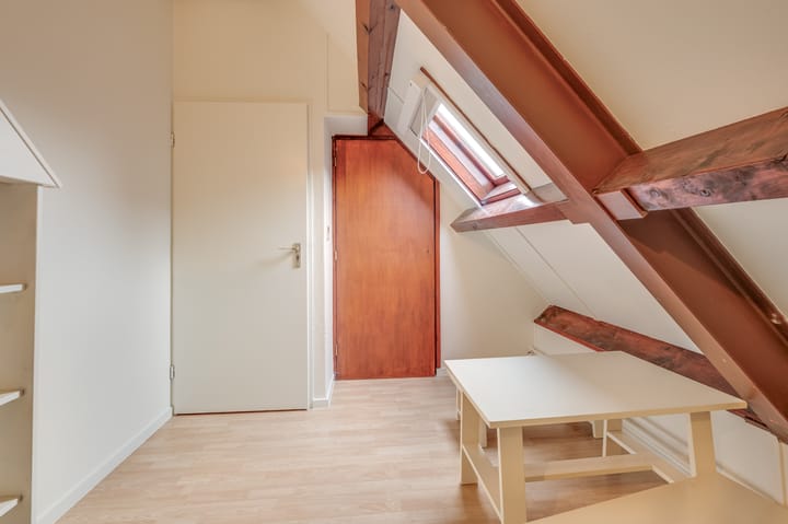 Photo 29 of Esdoornstraat 4