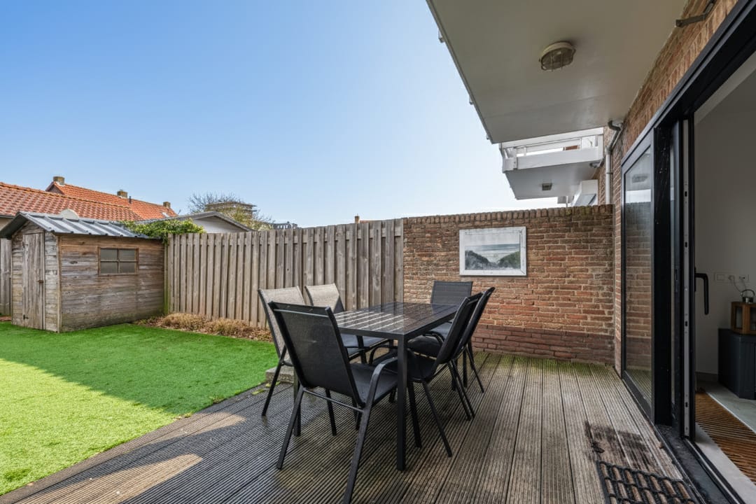 Foto 37 van Esdoornstraat 4