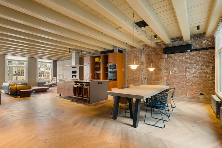 Photo 5 of Nadorststeeg 5-A