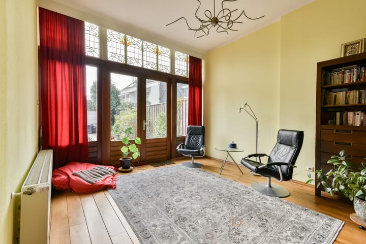 Photo 10 of Schiedamseweg 86