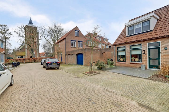 Photo 5 of Lambrechtsenstraat 3