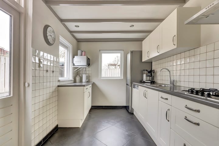 Photo 14 of Lambrechtsenstraat 3