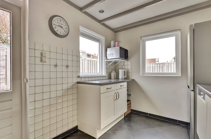 Photo 15 of Lambrechtsenstraat 3