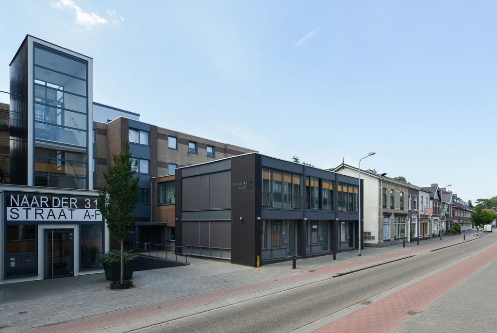 Foto 1 van Naarderstraat 39-C