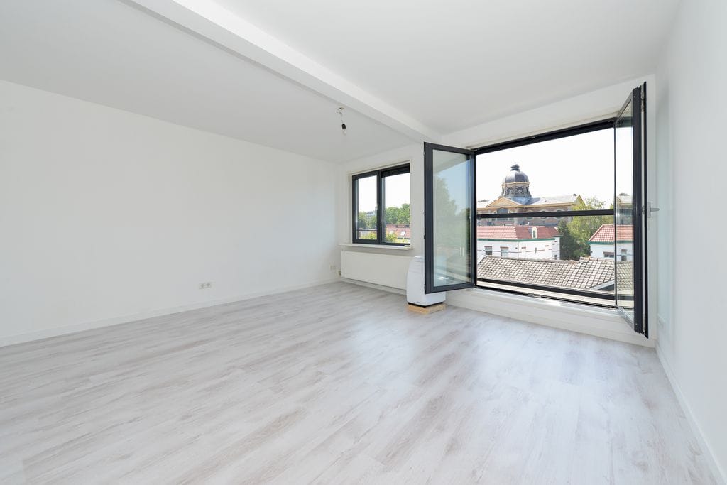 Foto 4 van Naarderstraat 39-C