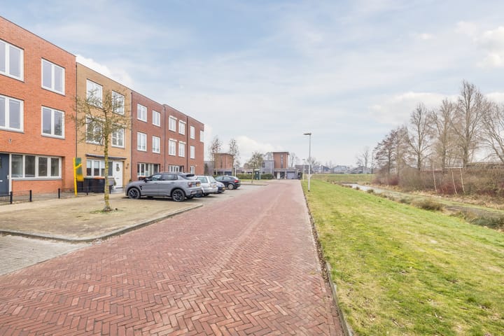 Foto 5 van Keizersmantel 64