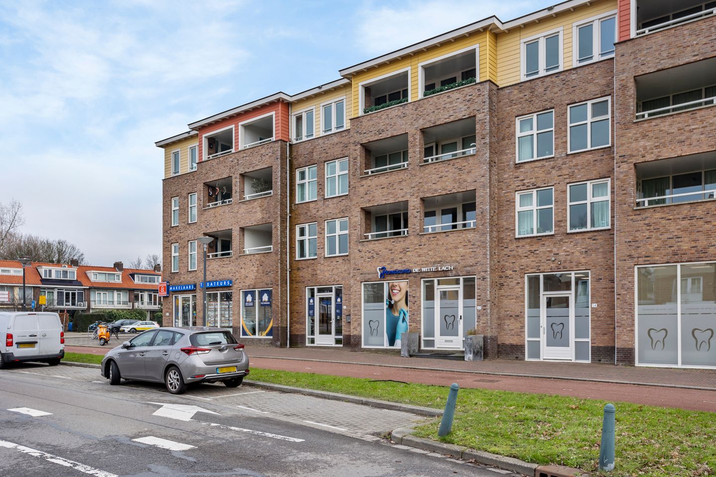 Bekijk foto 1 van Dirk van der Kooijweg 50