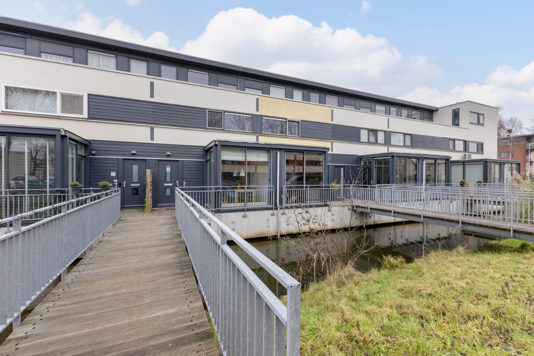 Photo 1 of Zonnebaars 11