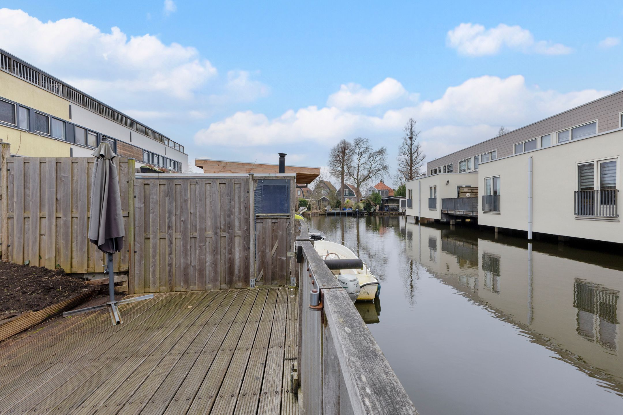 Zonnebaars 11 