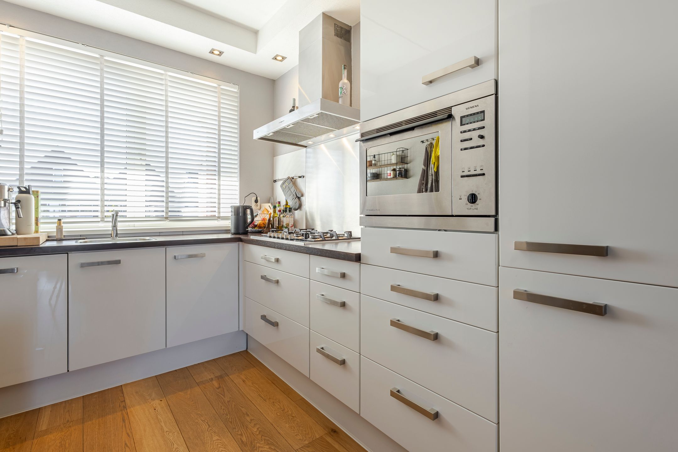 Foto 3 van Dirk IV-plein 30