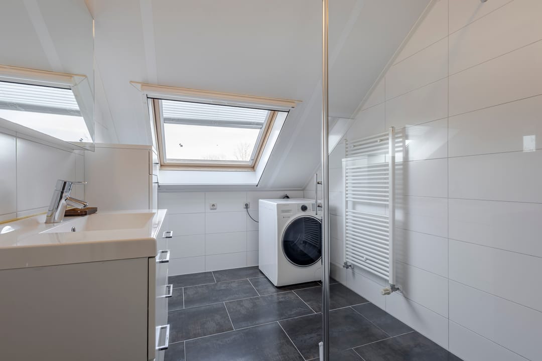 Foto 23 van Dirk IV-plein 30