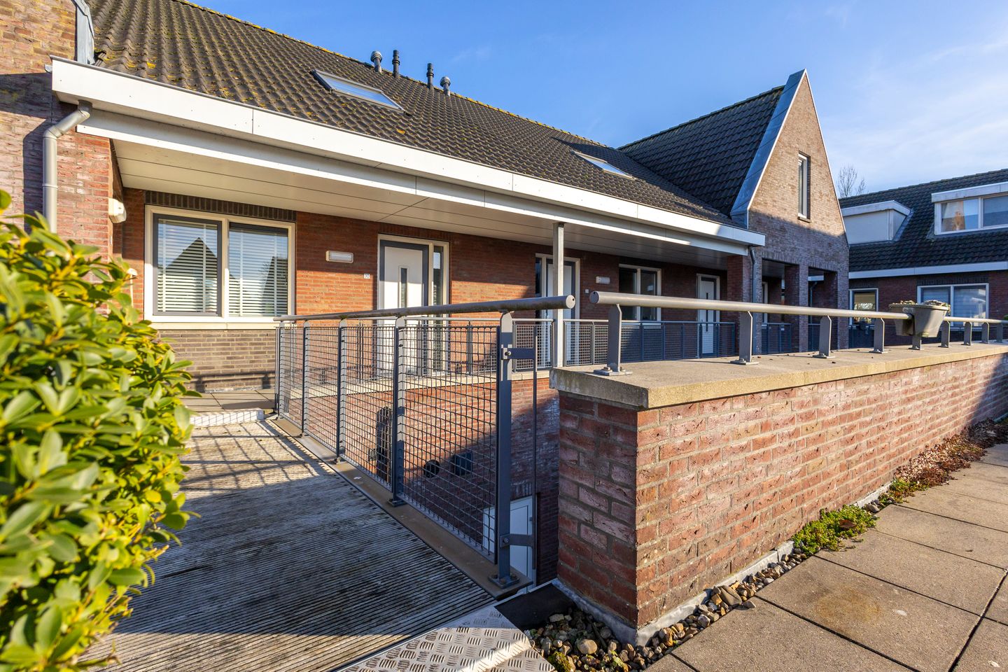 Foto 29 van Dirk IV-plein 30