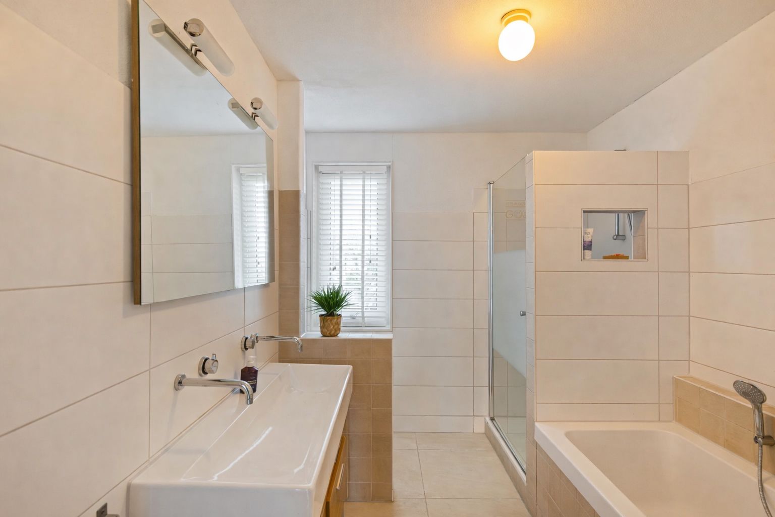 Foto 27 van Laan der Kruisheren 127