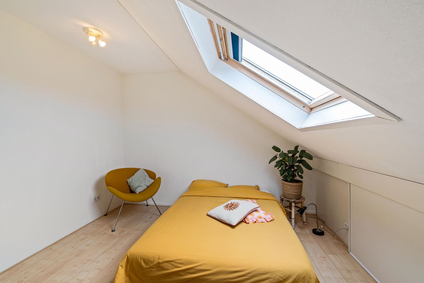 Foto 35 van Laan der Kruisheren 127