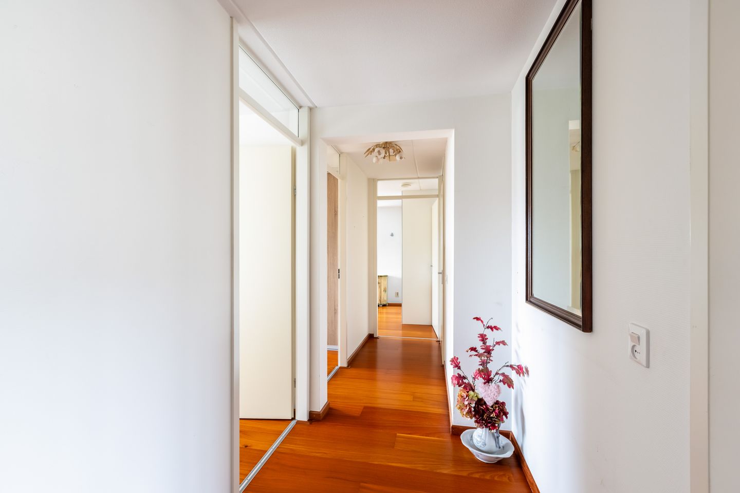 Photo 19 of Generaal Stafsingel 37