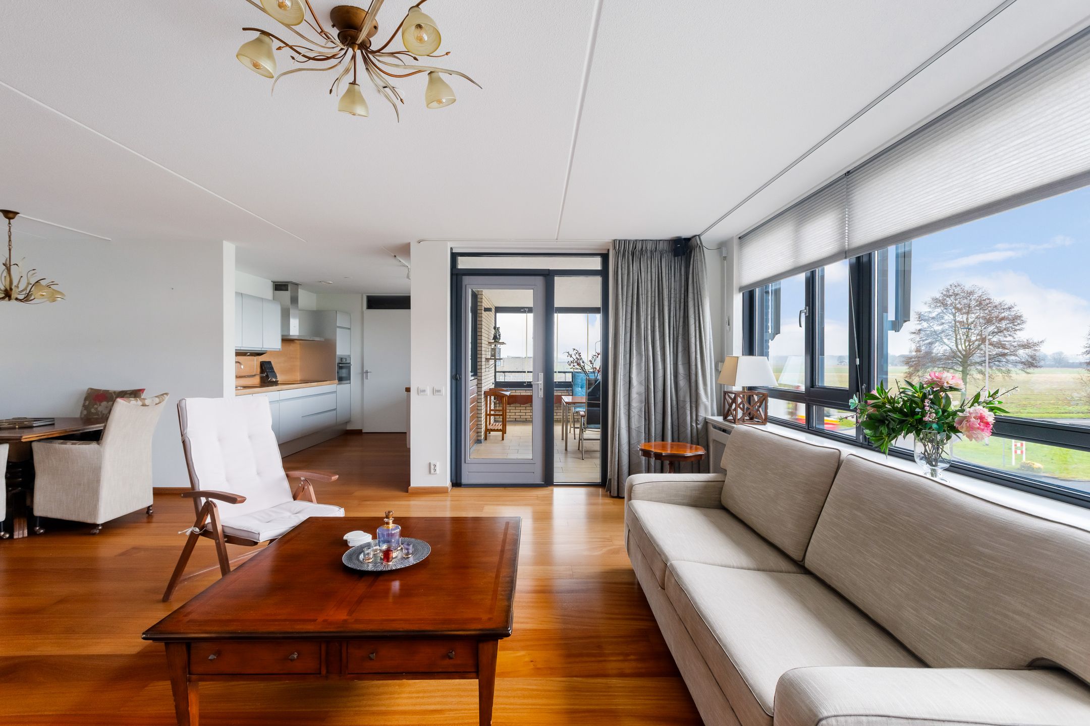 Photo 24 of Generaal Stafsingel 37