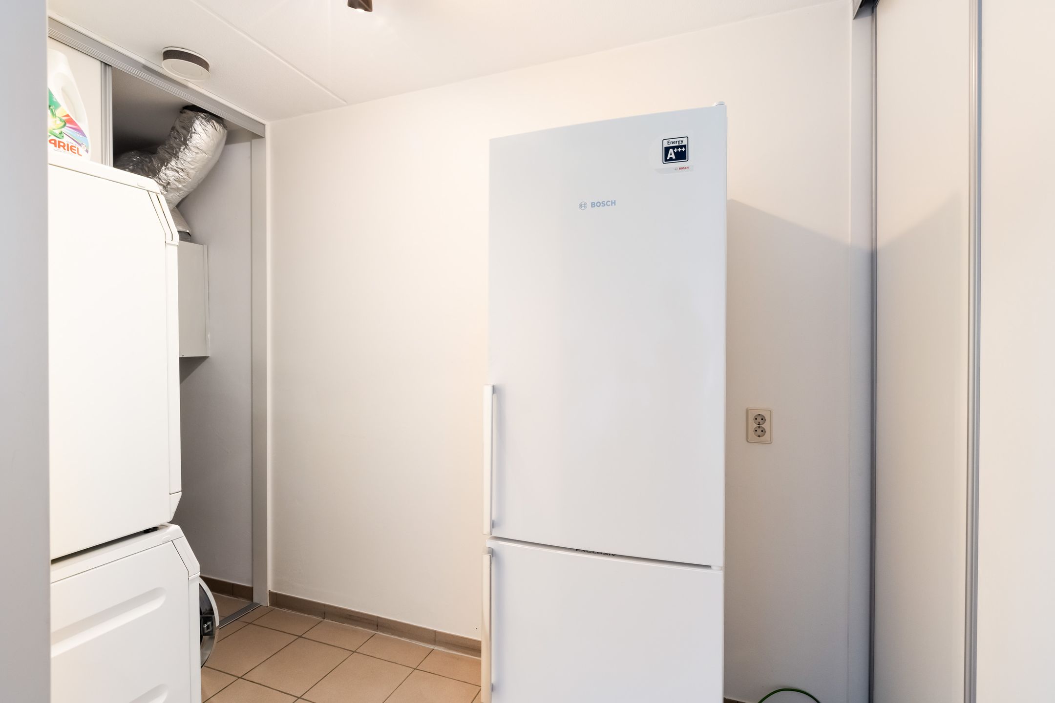 Photo 30 of Generaal Stafsingel 37