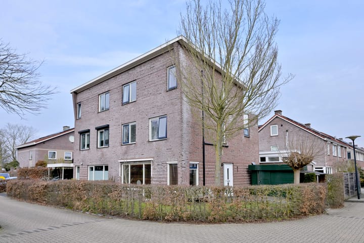 J.G. Bastiaansstraat 22