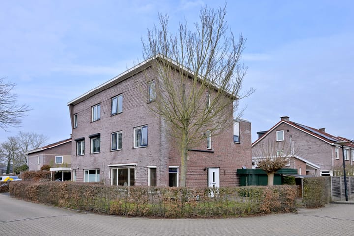 Foto 48 van J.G. Bastiaansstraat 22