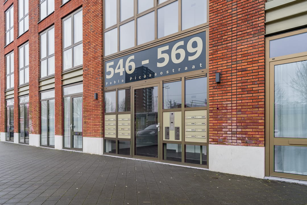 Photo 41 of Pablo Picassostraat 568