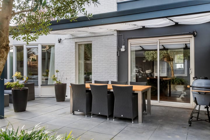 Foto 5 van P. Oosterleestraat 11