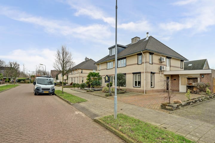 Photo 4 of Meerkoetlaan 28