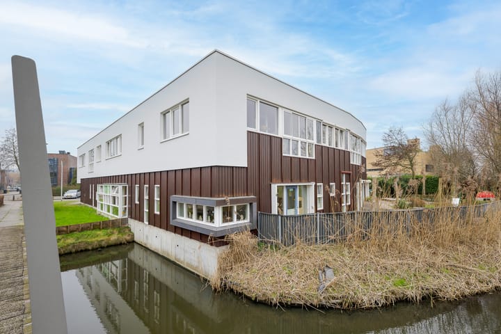 Ter Lips 135 main image