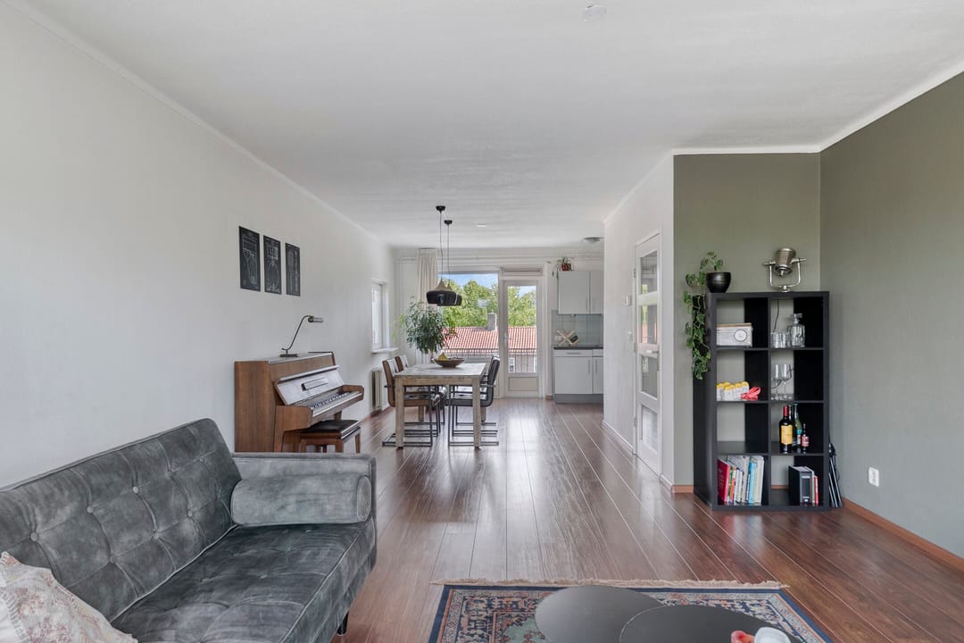 Foto 8 van Joost van den Vondellaan 43