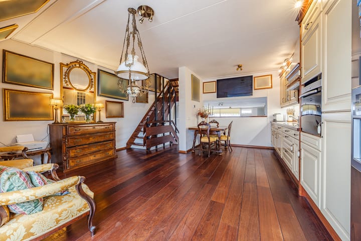 Tussenwoning te koop: Lauwers 45, Zwijndrecht