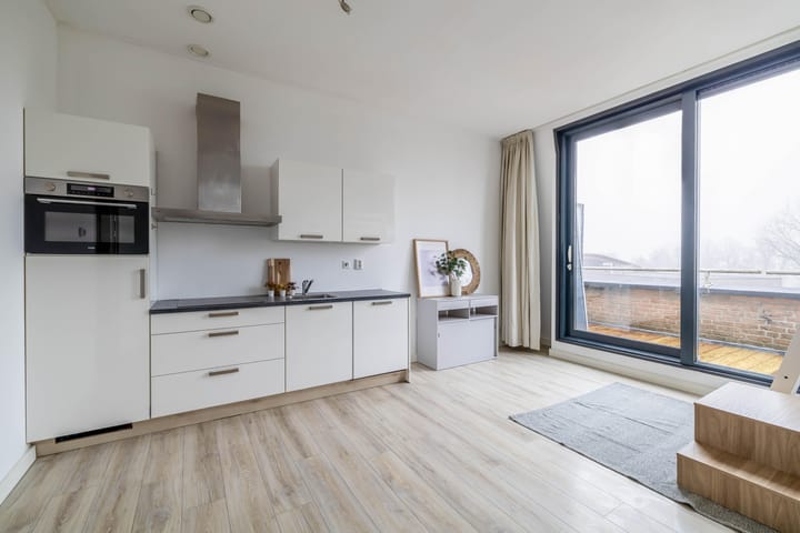 Foto 3 van Teylersplein 2-C7