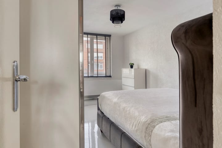 Foto 26 van Rotterdamsedijk 373