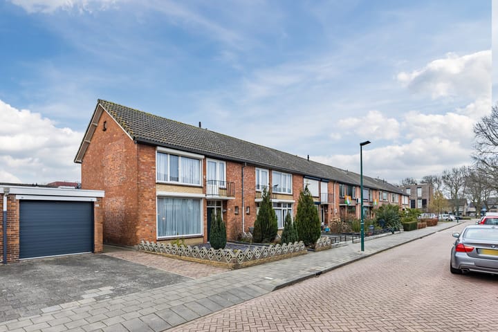 Photo 34 of Spuistraat 20