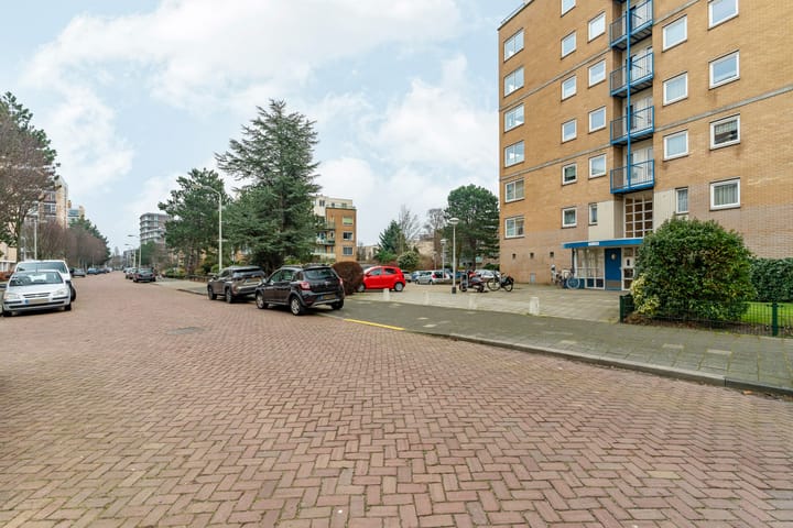 Photo 4 of Louis Davidsstraat 228