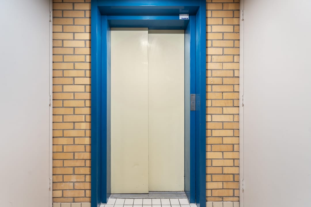 Photo 11 of Louis Davidsstraat 228