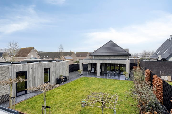 Photo 4 of Louis Pasteurstraat 20