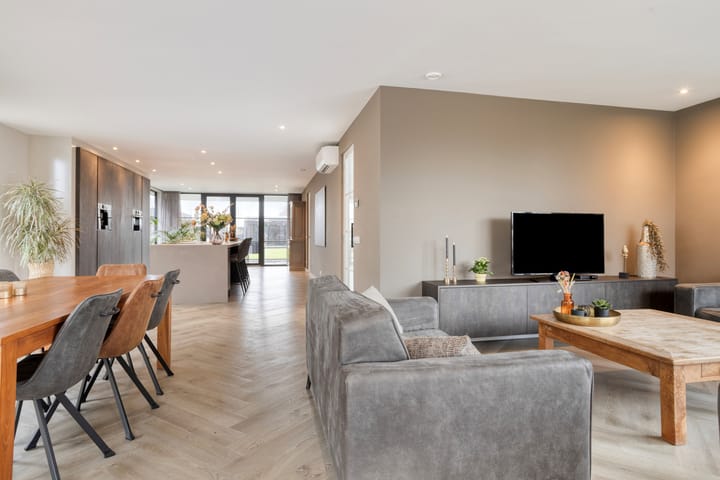 Photo 16 of Louis Pasteurstraat 20