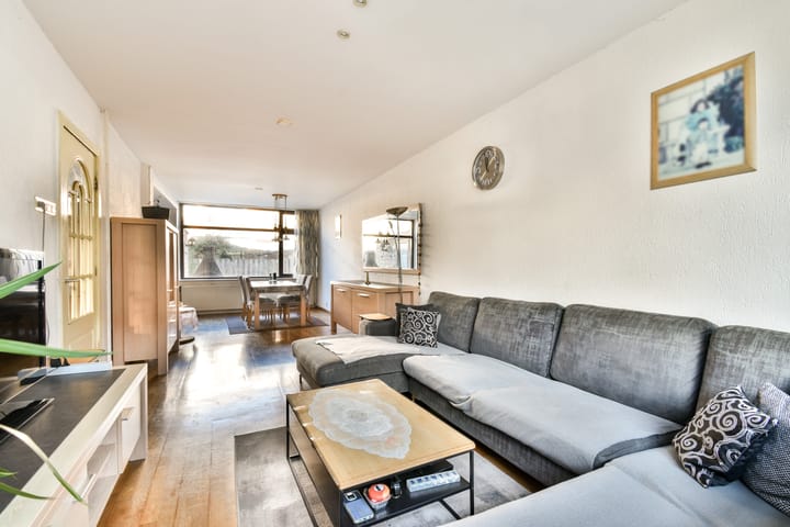 Photo 3 of Van Ruijsdaellaan 44