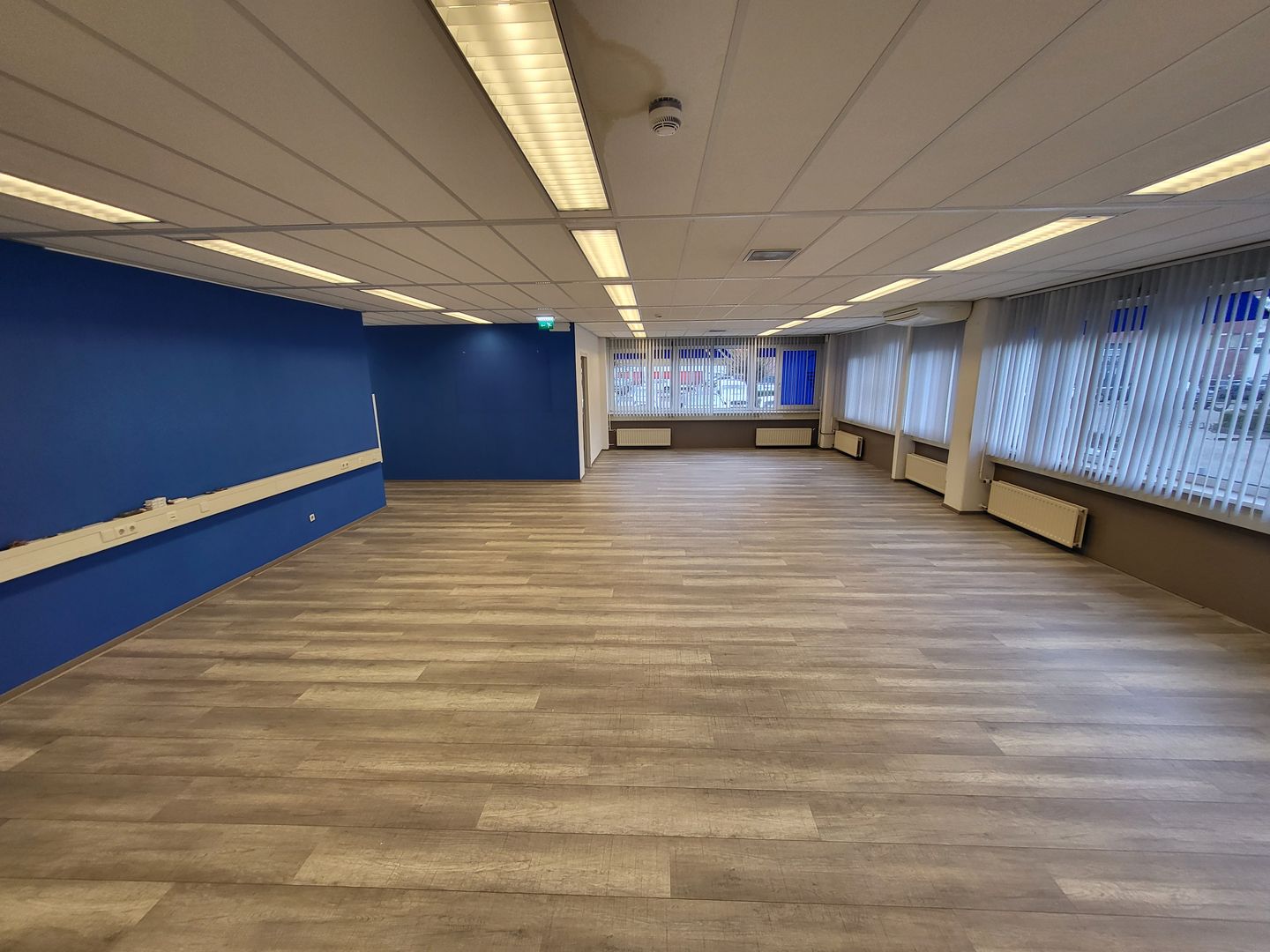 Bekijk foto 1 van Curieweg 7