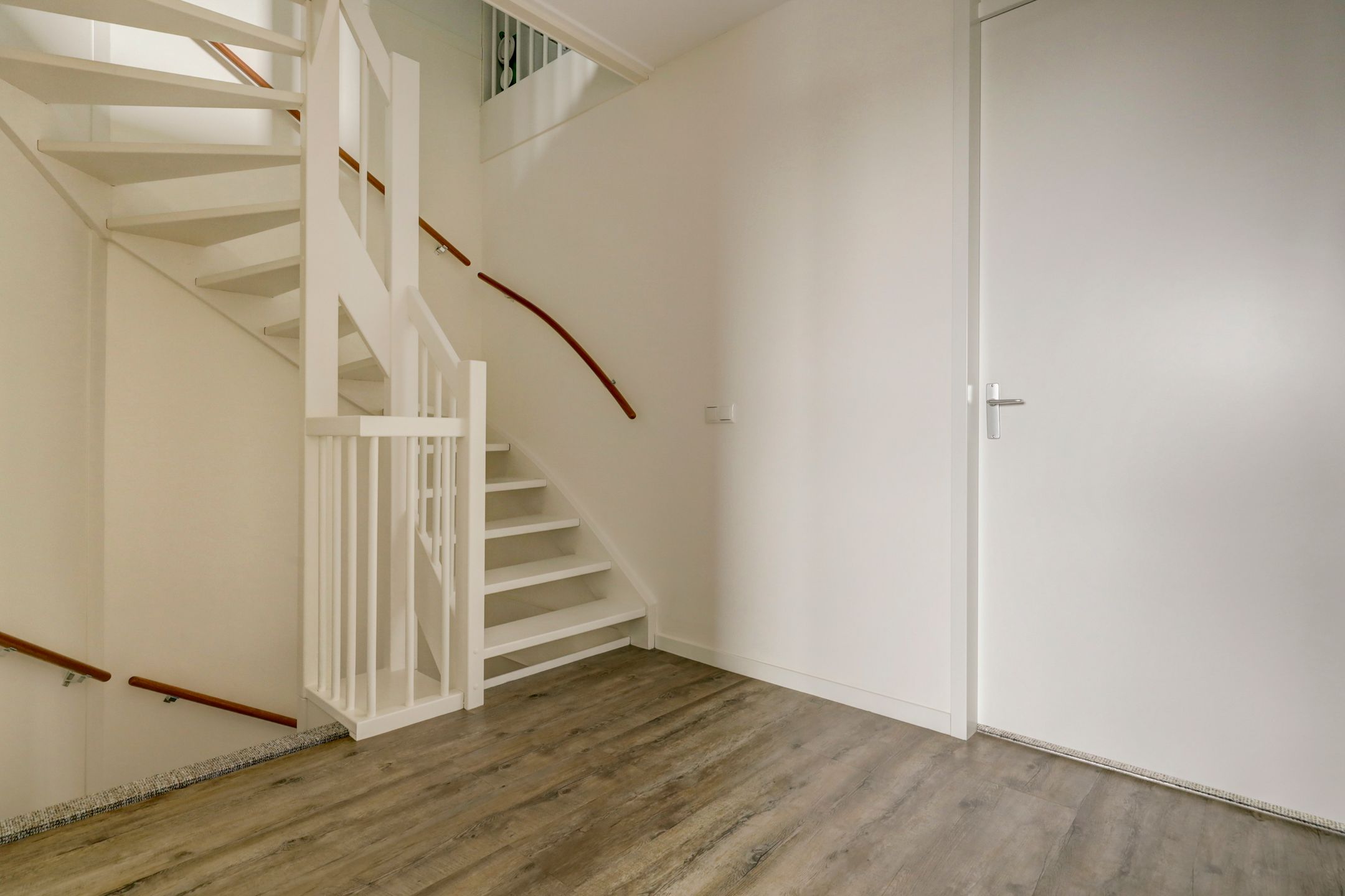 Foto 15 van Koningin Maximahof 44