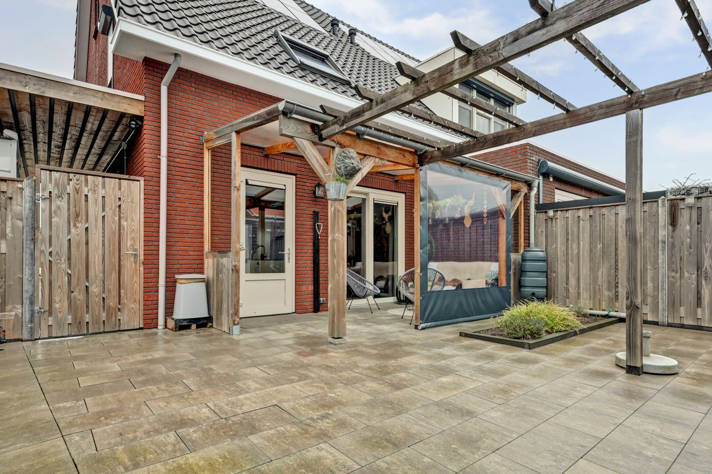 Foto 29 van Koningin Maximahof 44