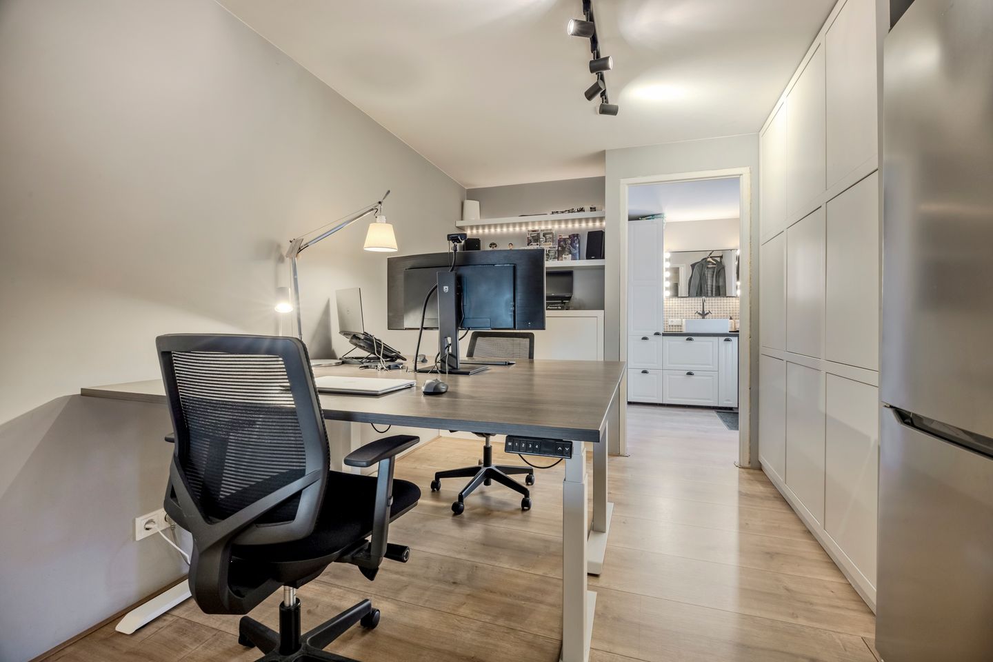 Photo 19 of Courteniusstraat 6