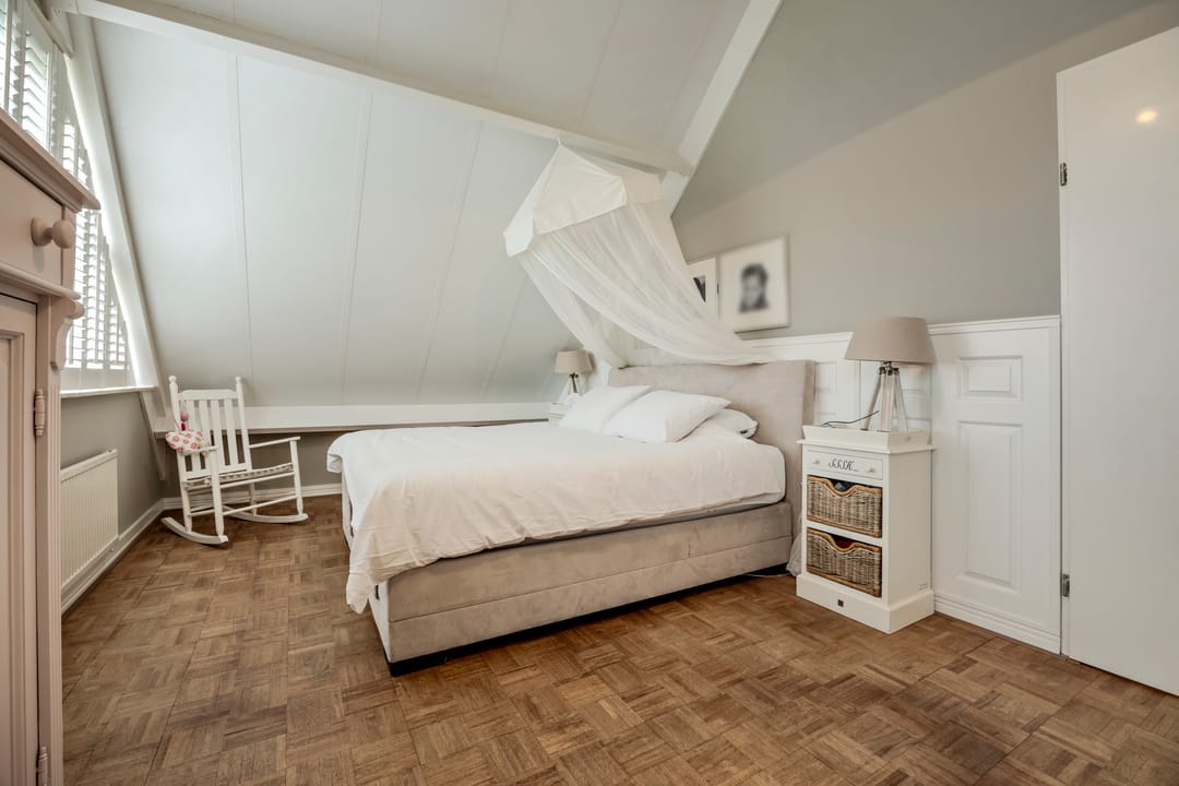 Photo 26 of Courteniusstraat 6