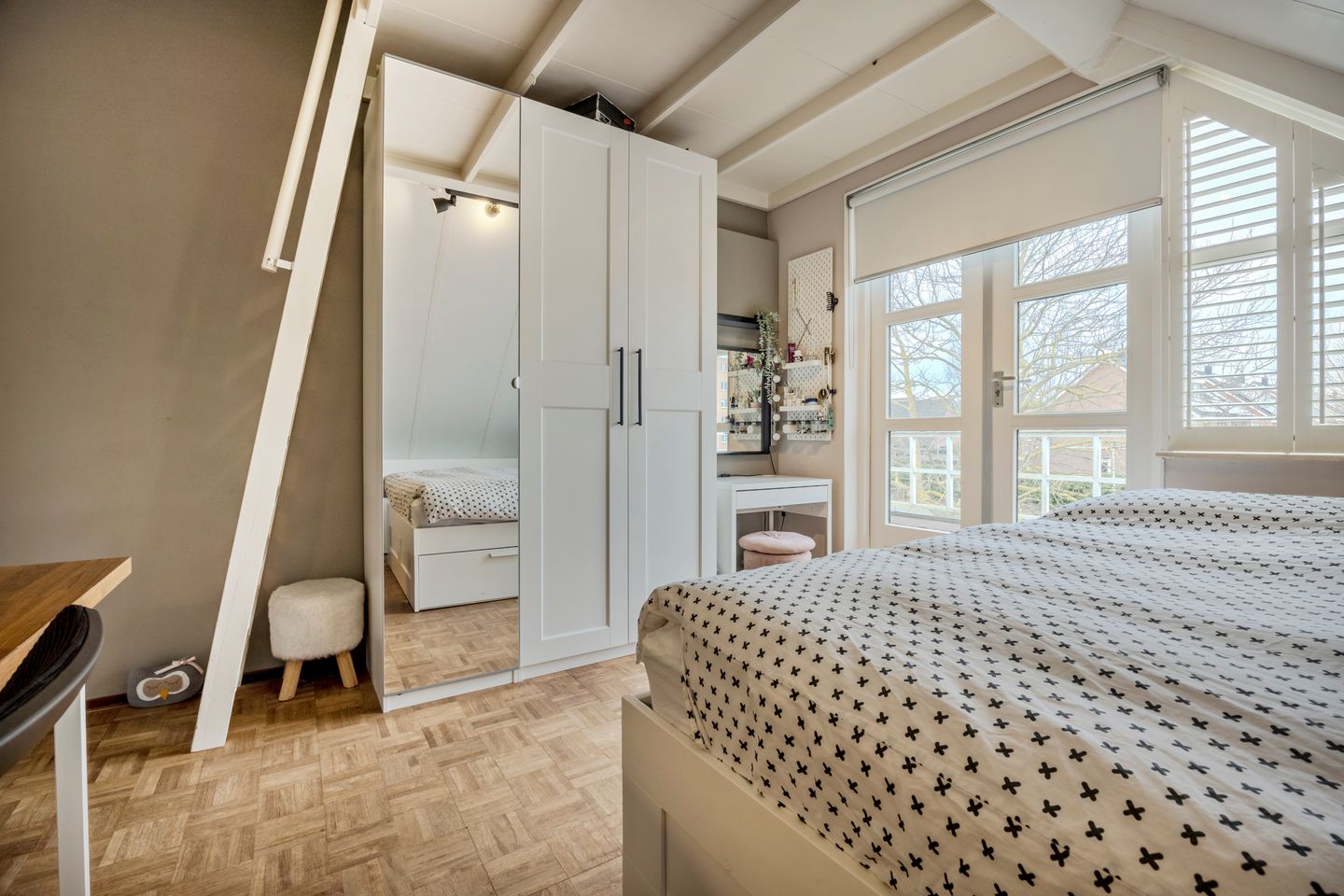 Photo 29 of Courteniusstraat 6